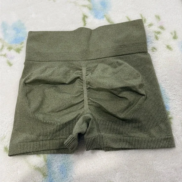 Lot of 9 Athletic shorts - Picture 4 of 7